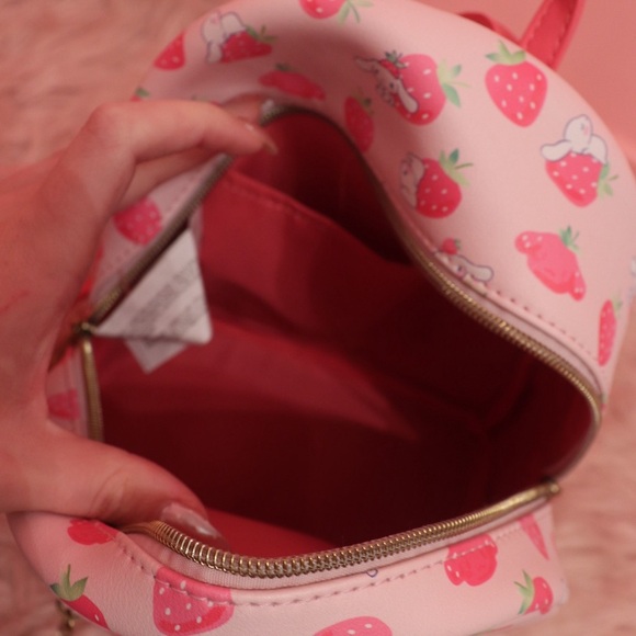 Loungefly Cinnamoroll Strawberry Backpack and Wallet Set - Picture 7 of 7